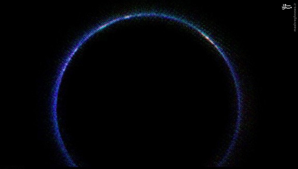 تصویر جدید ناسا از سیاره پلوتوتصویر جدید ناسا از سیاره کوتوله پلوتو که توسط فضاپیمای نیوهورایزنز در ماه ژوئیه ثبت شده، حلقه آبی‌رنگ جو سیاره را در نور مادون قرمز نمایش داده است.ایران اکونومیست - اگرچه این تصویر به زیبایی و چشمگیری سایر تصاویر ثبت شده از پلوتو نیست، اما از ارزش علمی بالایی برخوردار است.دانشمندان باید از تصاویری مانند این تصویر، برای تحلیل و درک دقیق جنس ذرات جو این سیاره کوتوله استفاده کنند.