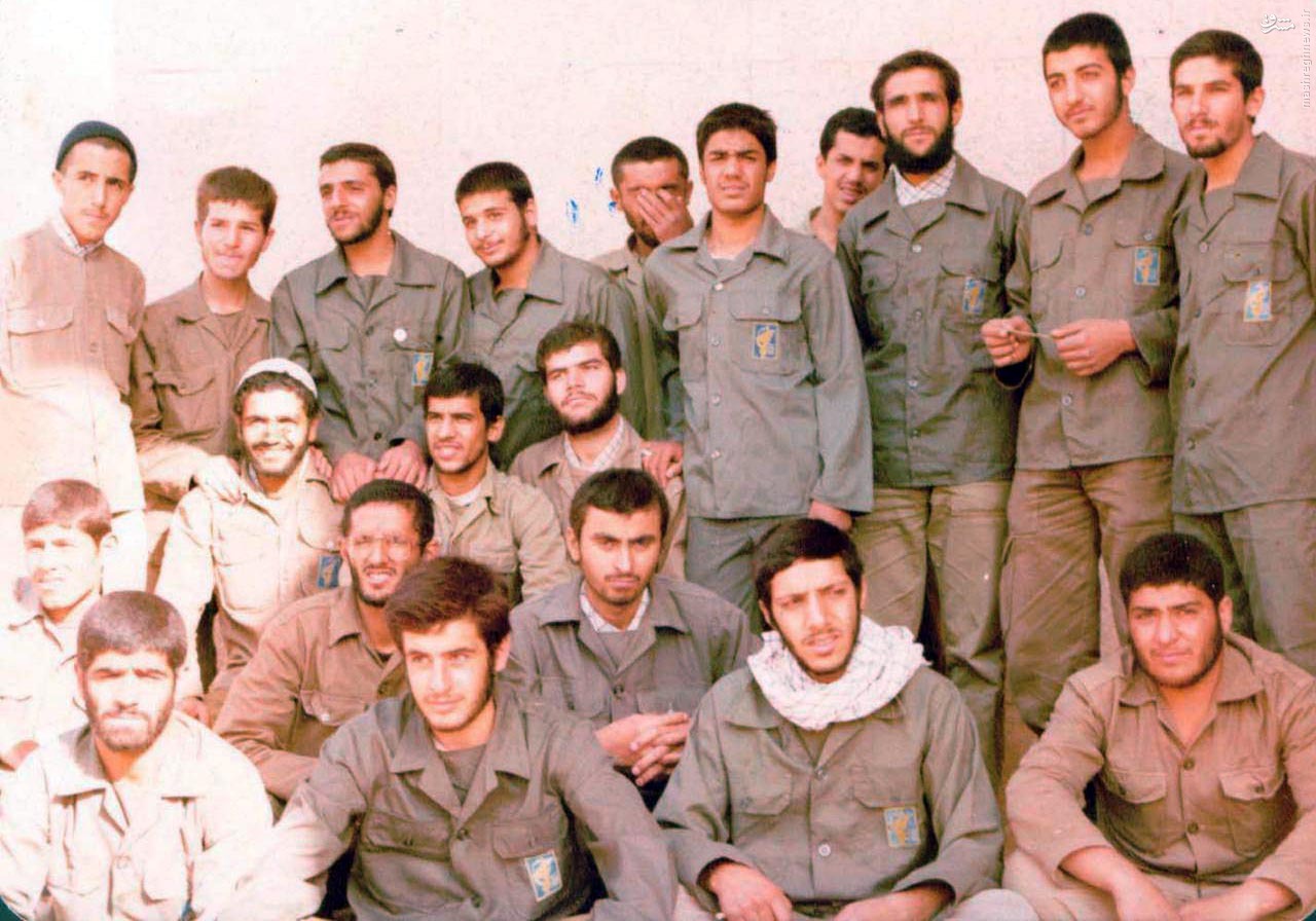 عکس یادگاری گردان تخریب لشگر10 قبل از عملیات خیبر