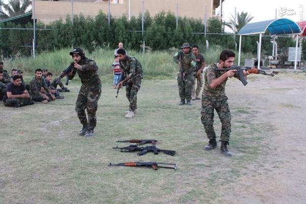 برگزاری دوره های آموزش نظامی در مدارس عراق+تصاویر