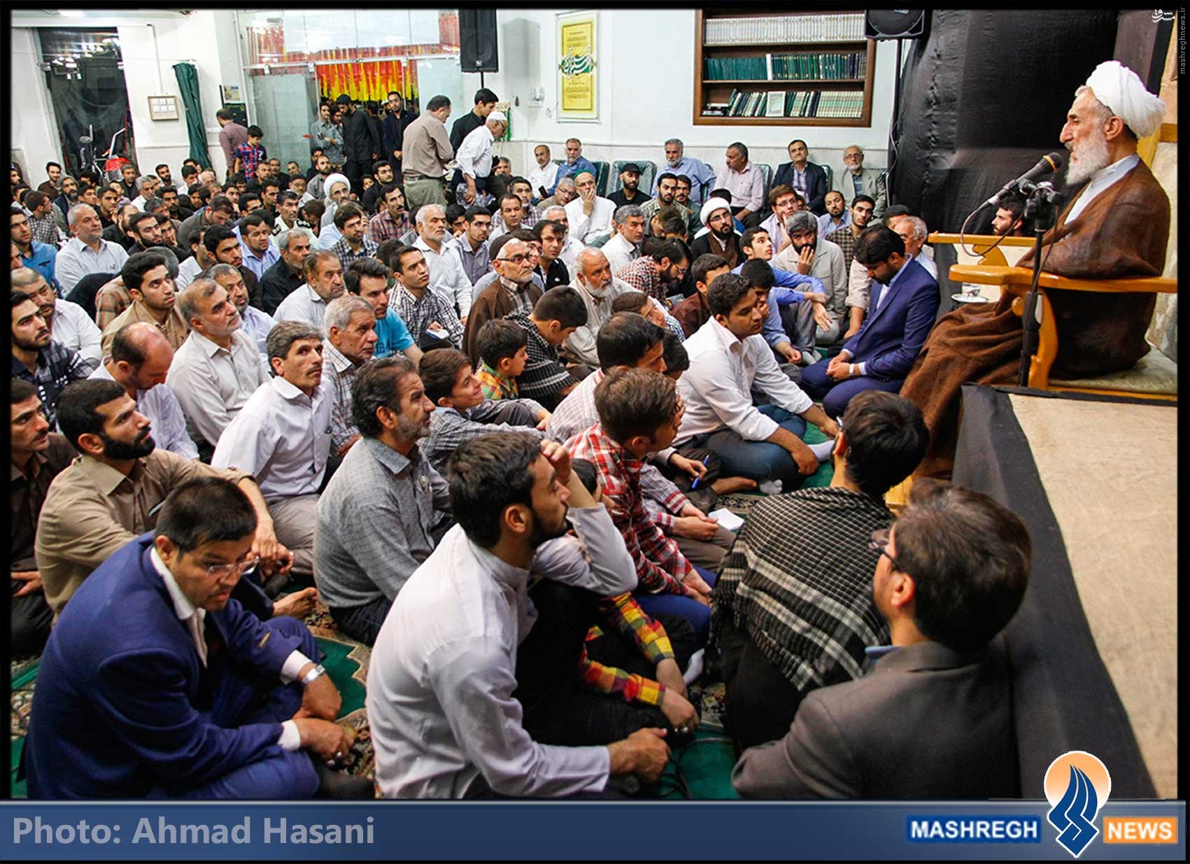 تصاویر/ گرامیداشت برادران شهید «مدافع حرم» در مشهد