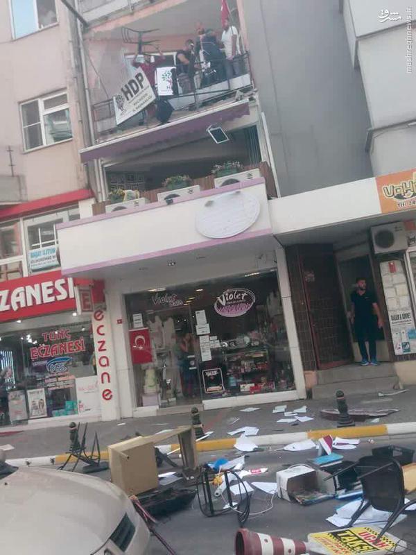 حمله سازمان یافته به دفاتر حزب اکراد ترکیه
