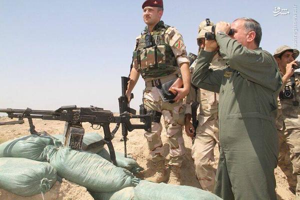 بازدید وزیر دفاع عراق از جبهه های رمادی+تصاویر