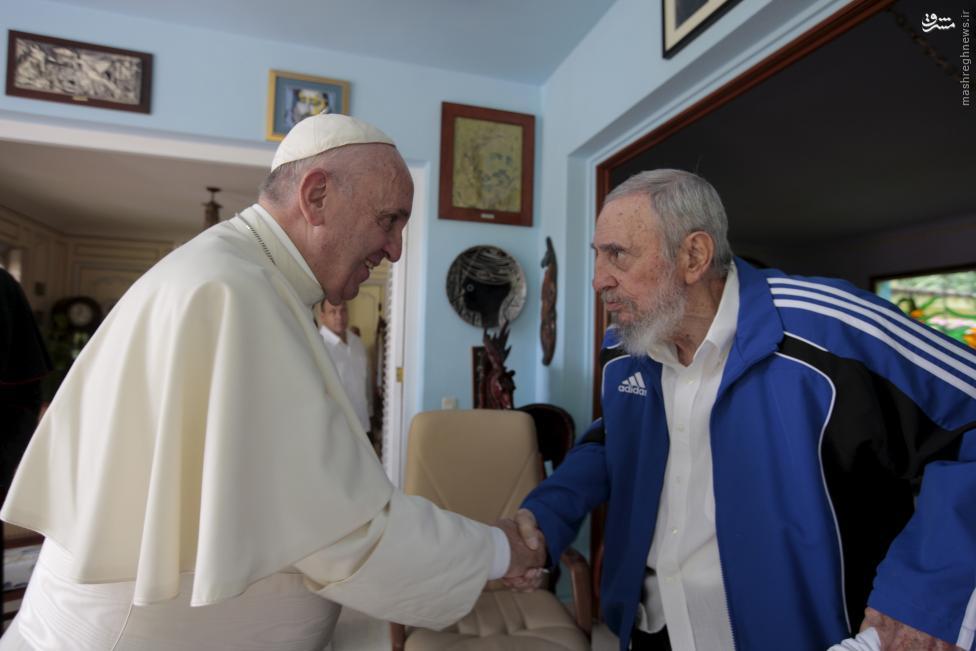 عکس/ دیدار پاپ فرانسیس با فیدل کاسترو