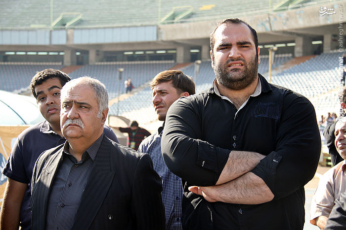عکس/ قوی ترین مرد دنیا در تشییع هادی نوروزی
