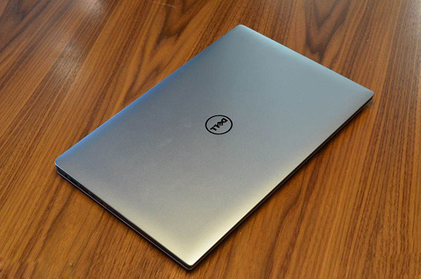 شرکت Dell لپ‌تاپ XPS 15 را با یک نمایشگر تقریبا بدون حاشیه و با پردازنده‌‌ای از سری Skylake معرفی کرد