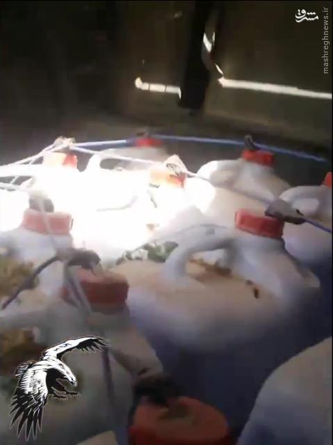 کشف خودروی انتحاری داعش در بیجی+عکس و فیلم کشف خودروی انتحاری داعش در بیجی+عکس و فیلم