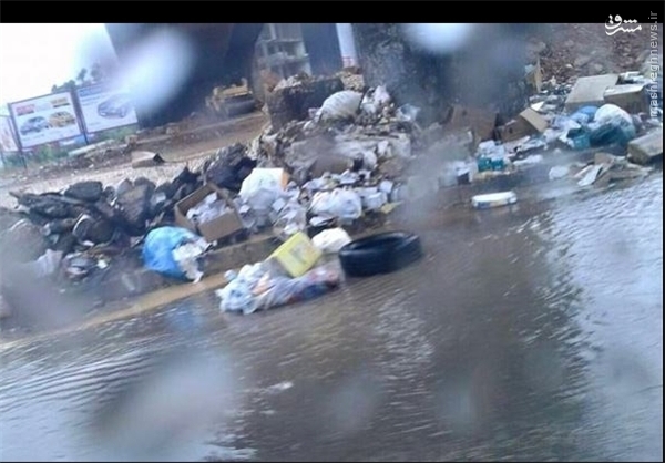 باران پاییزی و سیل زباله در بیروت+عکس