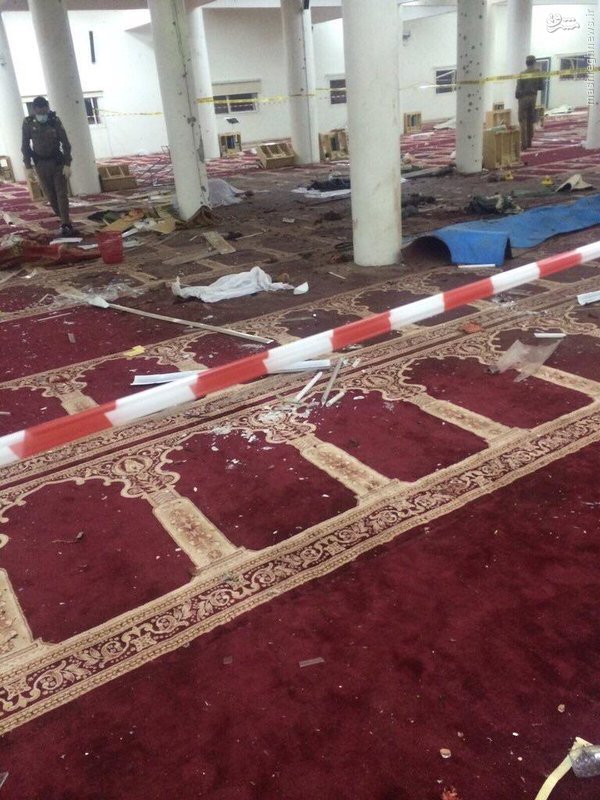 انفجار انتحاری در مسجد شیعیان نجد+تصاویر