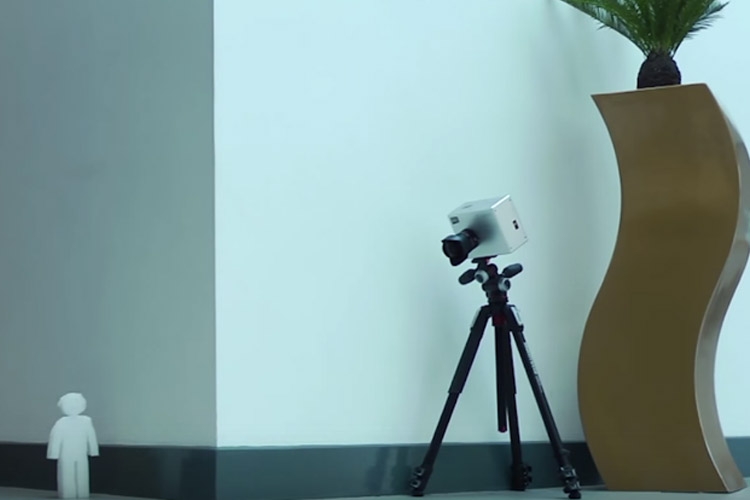 دوربینی با قابلیت دیدن اشیا در پشت دیوار +فیلم