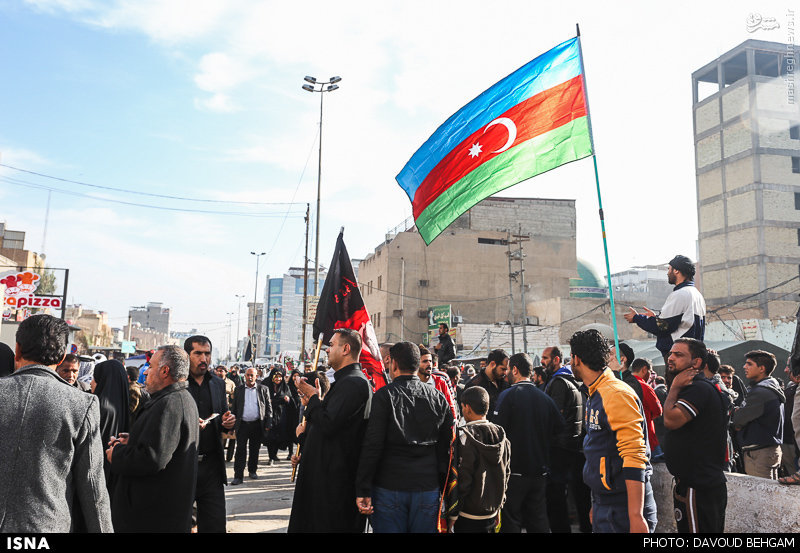 عکس/ مسلمانان جمهوری آذربایجان در راهپیمایی اربعین