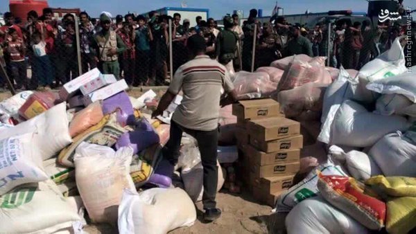 ارسال صدها تن مواد غذایی برای آوارگان اهل سنت عراق+عکس
