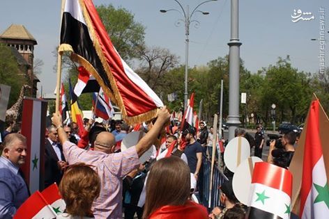 تجمع حمایت از سوریه در رومانی+عکس