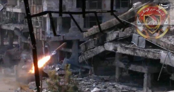 انهدام تک تیرانداز با موشک ارتش سوریه+فیلم و عکس
