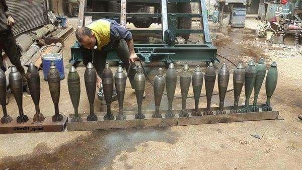 کارگاه ساخت خمپاره ارتش آزاد در محله مسکونی حلب+عکس