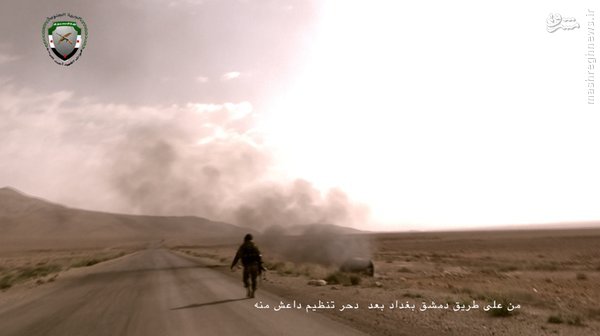 درگیری داخلی ارتش آزاد و داعش در القلمون+عکس