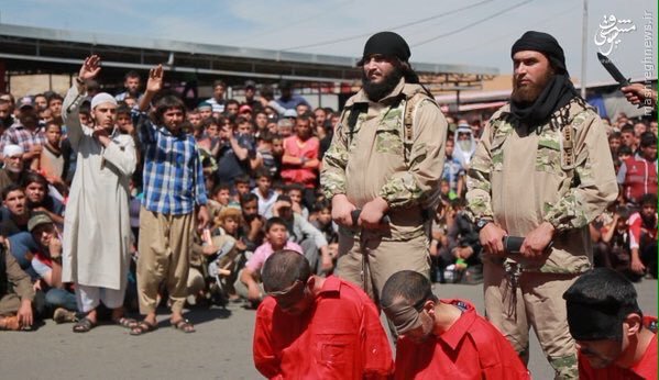 اعدام 4 نظامی عراقی در موصل+عکس