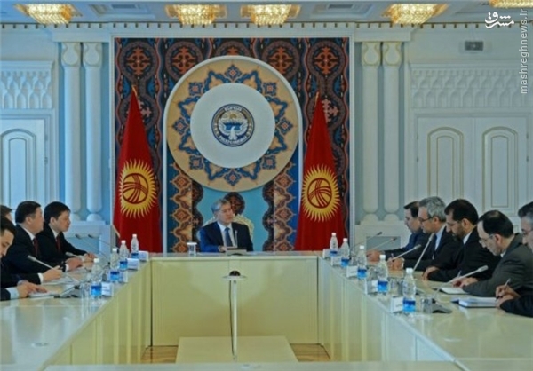 دیدار آخوندی با رئیس جمهور قرقیزستان +عکس