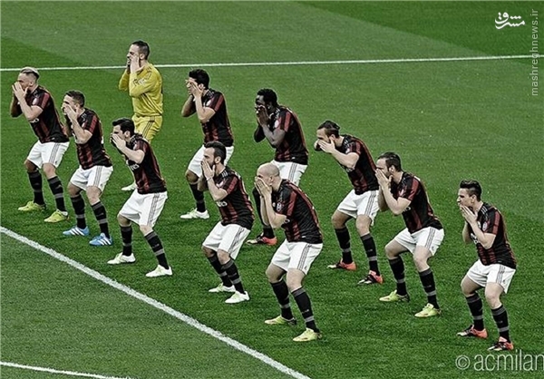 عکس/ حرکات موزون میلانی‌ها قبل از بازی