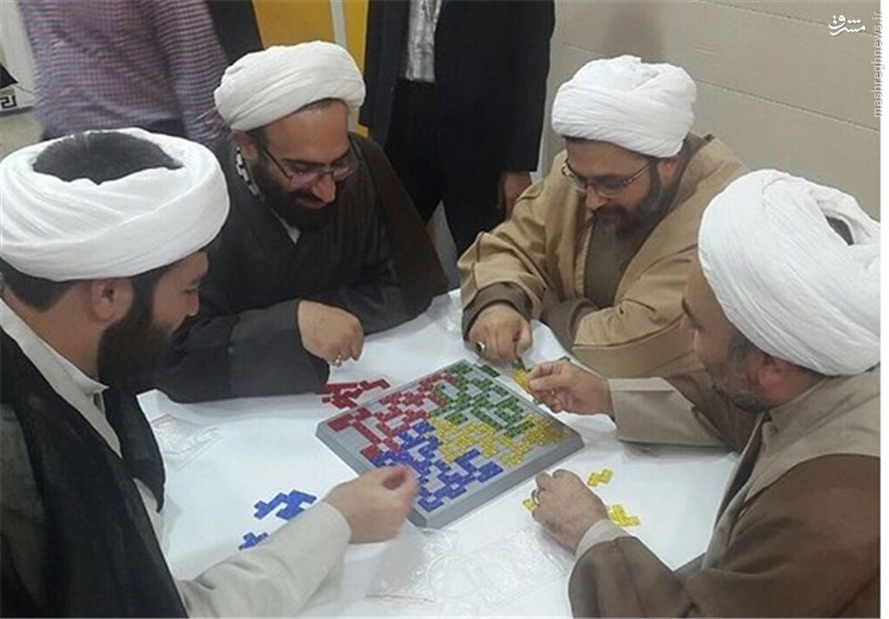 عکس/ وقتی روحانیون بازی فکری می‌کنند