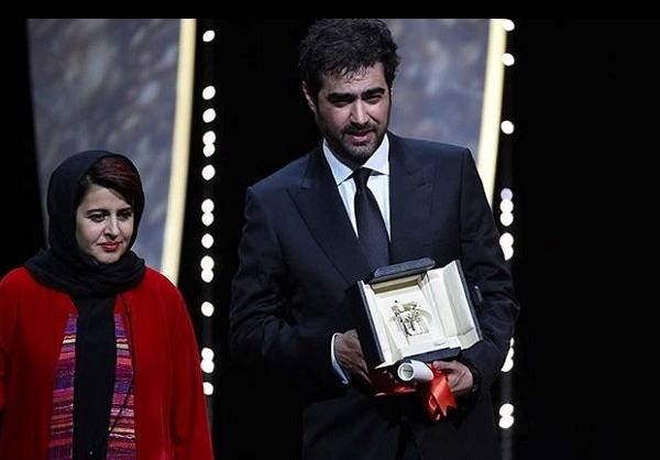 شهاب حسینی: این جایزه را از مردم دارم