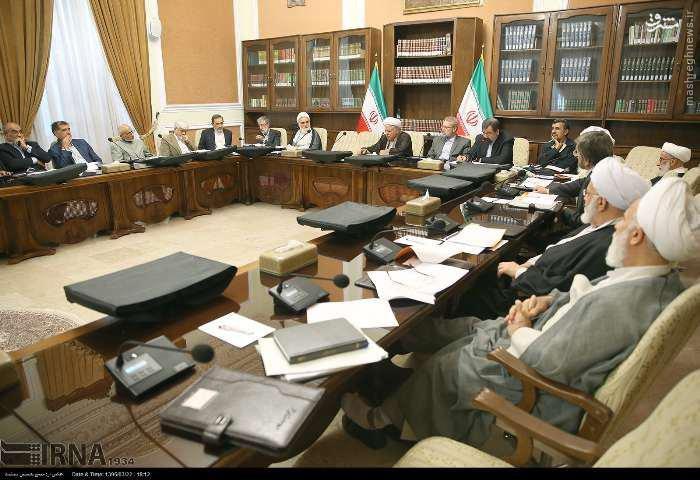 عکس/ غیبت روحانی در جلسه مجمع تشخیص
