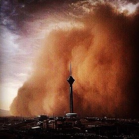 بررسی علل بروز توفان سرخ تهران