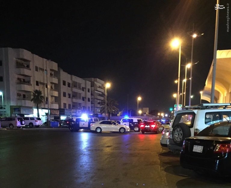 انفجار انتحاری مقابل سفارت آمریکا در عربستان+عکس و فیلم