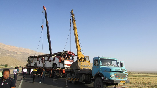 واژگونی اتوبوس 42 کشته و زخمی برجای گذاشت +تصاویر