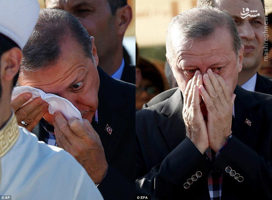 عکس/ گریه اردوغان در مراسم قربانیان کودتا