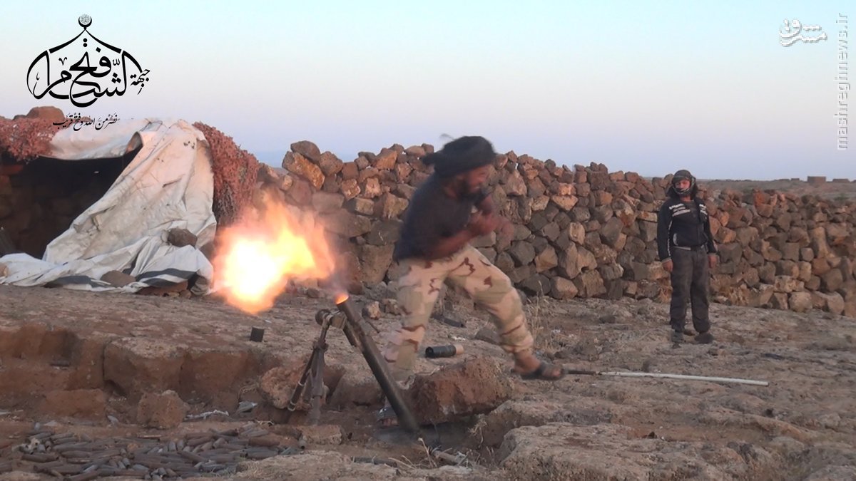 درگیری داعش و القاعده در جنوب سوریه+عکس