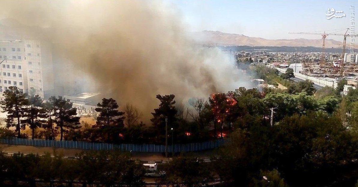 عکس/ آتش سوزی در دانشگاه آزاد تهران شمال