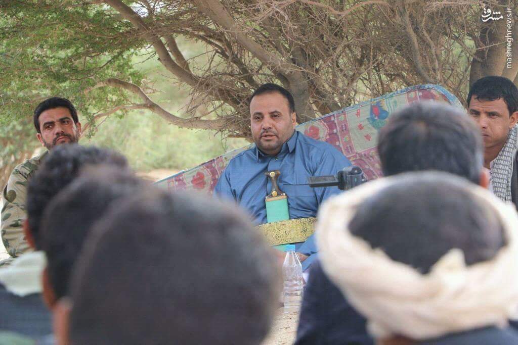 حضور رئیس شورای سیاسی یمن در جبهه+عکس