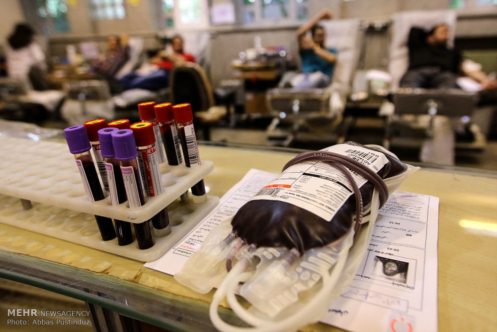 میزان شیوع HIV در اهداکنندگان خون چقدر است؟