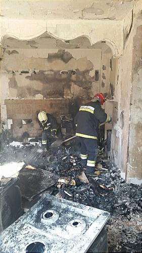 ساختمان مسکونی آتش به پا کرد +تصاویر